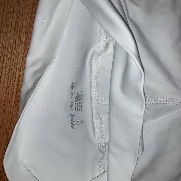aerie high waisted white leggings - Picture 3 of 4